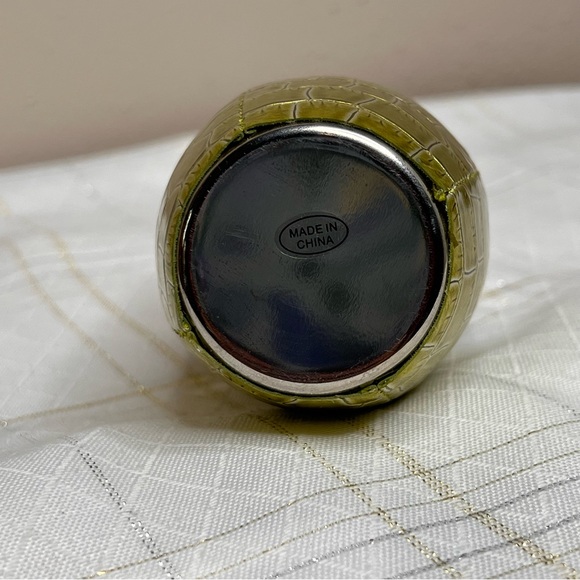 Bar Cocktail Shaker Yellow Croc Leather WW Weight Watchers - Picture 8 of 8